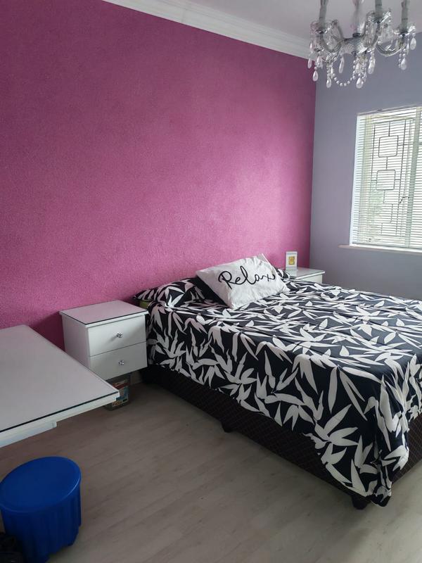 4 Bedroom Property for Sale in Parkside Eastern Cape